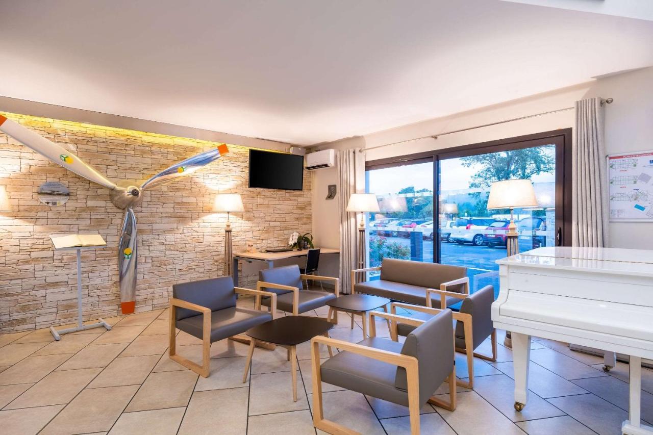 Brit Hotel Privilege Figeac Exterior photo